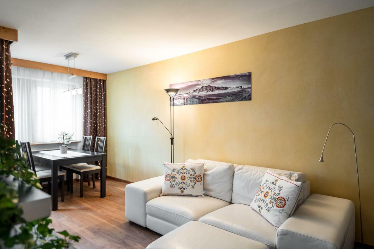Apartments Tino 拉瓦莱 外观 照片